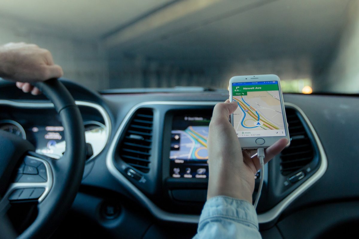 GPS navigation – is a phone enough?