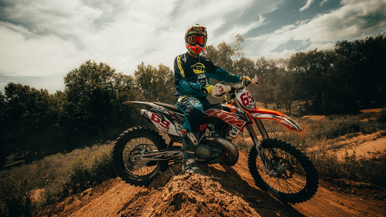 Off-road motorcycle riding – what should you know to get started?